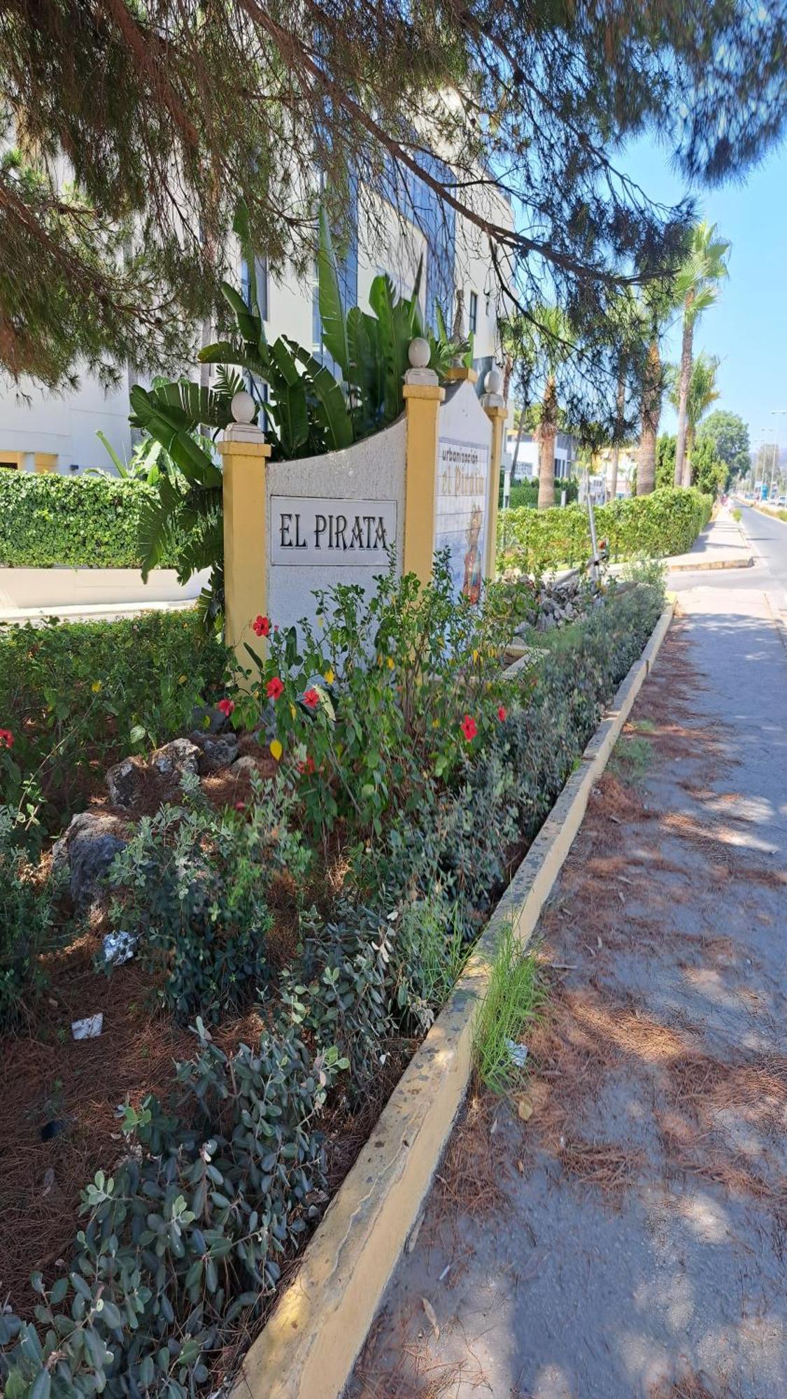Hello Cosmo Leilighet Estepona Eksteriør bilde